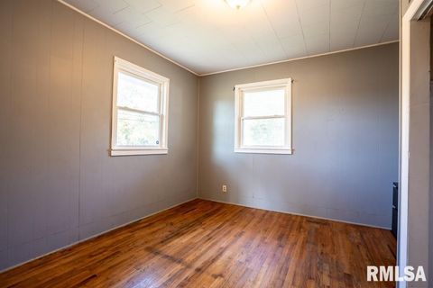 Tiny photo for 1500 N 13TH Street, Herrin, IL 62948 (MLS # QC4269064)