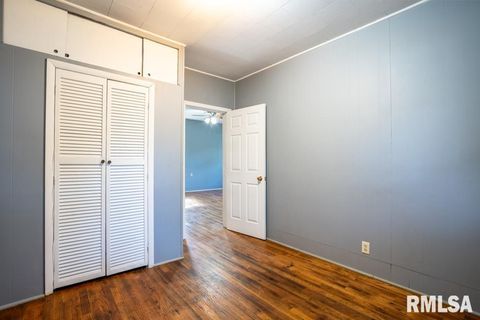 Tiny photo for 1500 N 13TH Street, Herrin, IL 62948 (MLS # QC4269064)