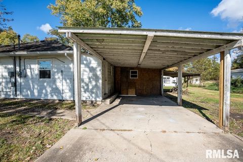 Tiny photo for 1500 N 13TH Street, Herrin, IL 62948 (MLS # QC4269064)