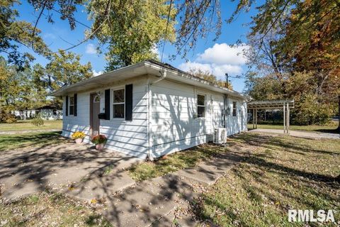 Tiny photo for 1500 N 13TH Street, Herrin, IL 62948 (MLS # QC4269064)