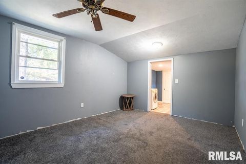 Tiny photo for 1500 N 13TH Street, Herrin, IL 62948 (MLS # QC4269064)