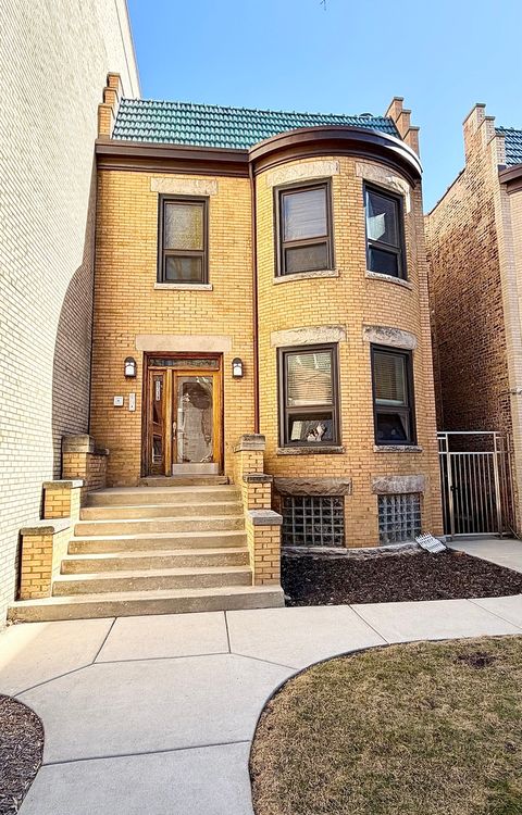 5739 N Winthrop Avenue 1 Chicago IL 60660