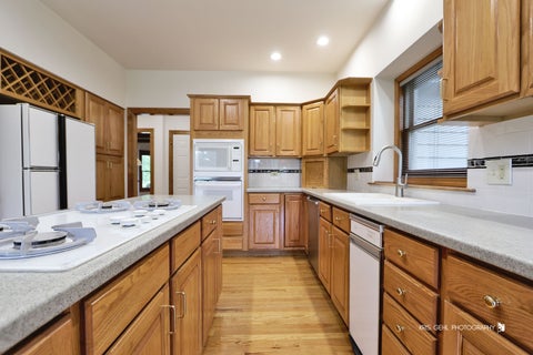 Tiny photo for 1127 Courtland Place, Aurora, IL 60502 (MLS # 12657496)