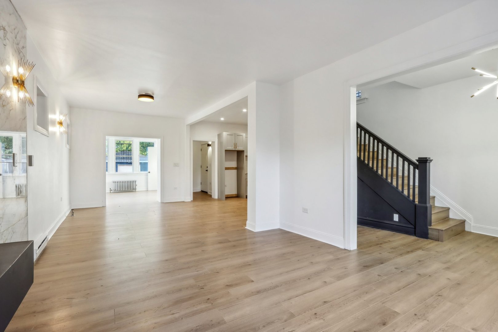 5048 W Superior Street