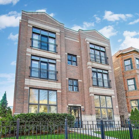 Photo of 1219 W Foster Avenue #2W, Chicago, IL 60640 (MLS # 12501761)