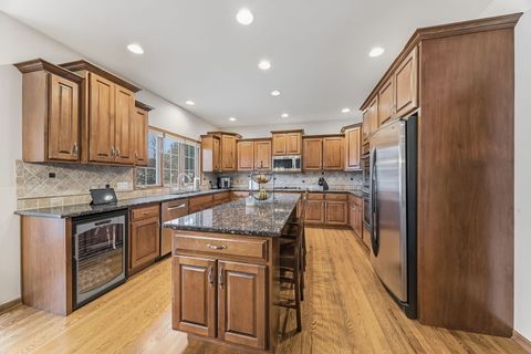 Tiny photo for 16039 S RIDGEWOOD Drive, Homer Glen, IL 60491 (MLS # 12562183)