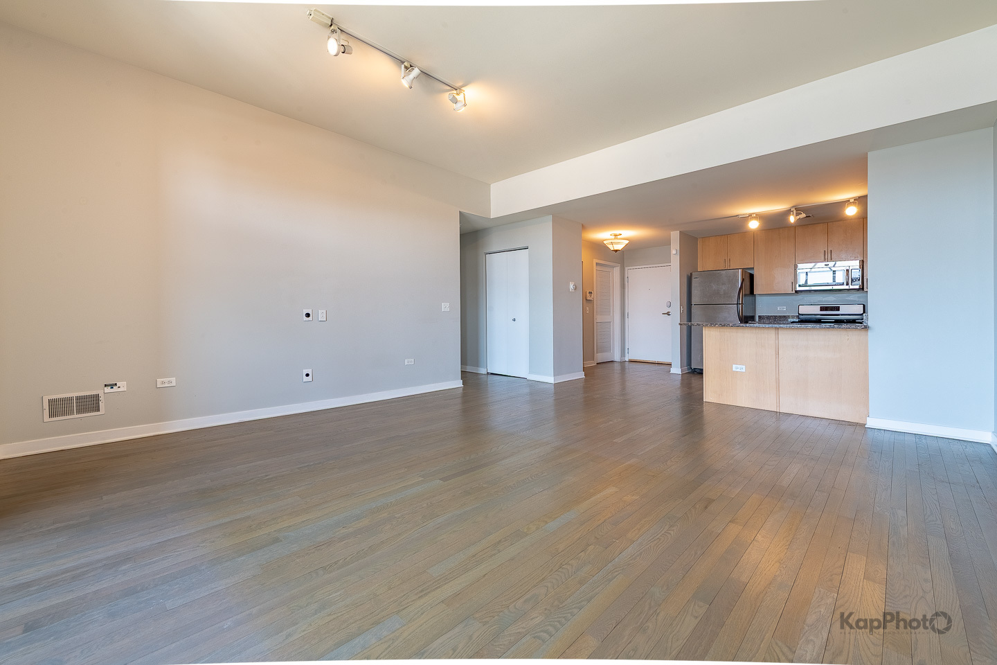 1935 S Archer Avenue 314B