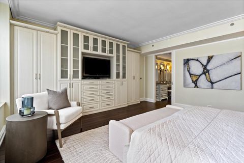 Tiny photo for 180 E PEARSON Street #4801, Chicago, IL 60611 (MLS # 12562851)