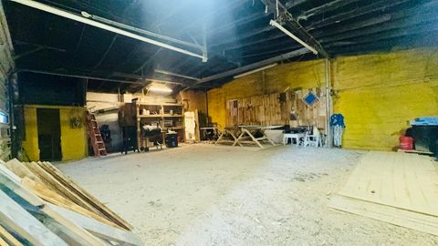 Tiny photo for 2403 E main Street, West Frankfort, IL 62896 (MLS # 100000127)