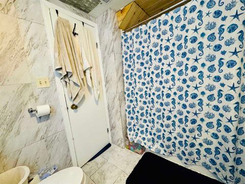 Tiny photo for 2403 E main Street, West Frankfort, IL 62896 (MLS # 100000127)