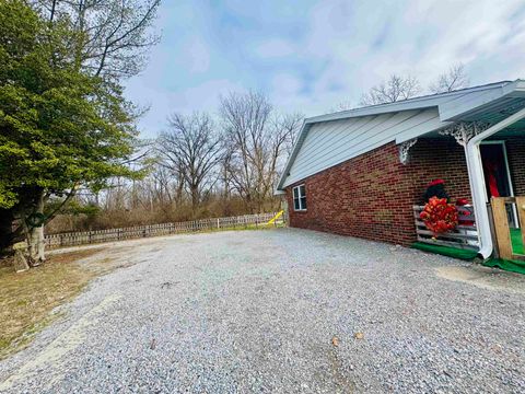 Tiny photo for 2403 E main Street, WestFrank, IL 62896 (MLS # 100000127)