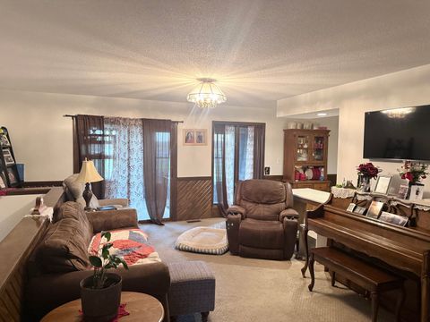 Tiny photo for 1815 Paula Lane, Marion, IL 62959 (MLS # 12596888)