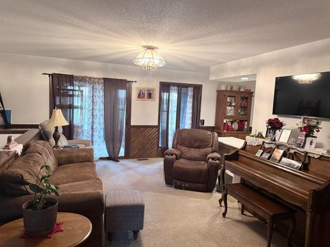 Tiny photo for 1815 Paula Lane, Marion, IL 62959 (MLS # 12596888)
