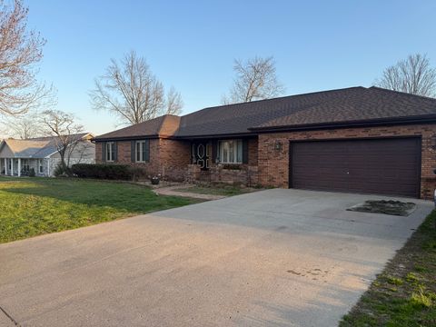 Tiny photo for 1815 Paula Lane, Marion, IL 62959 (MLS # 12596888)