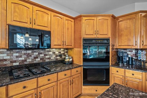 Tiny photo for 4N550 School Road, St. Charles, IL 60175 (MLS # 12462238)