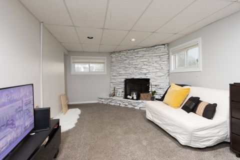 Tiny photo for 785 Woodlawn Street, Hoffman Estates, IL 60169 (MLS # 12523722)