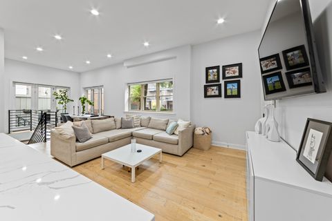 Tiny photo for 1540 N CLAREMONT Avenue #1W, Chicago, IL 60622 (MLS # 12427690)