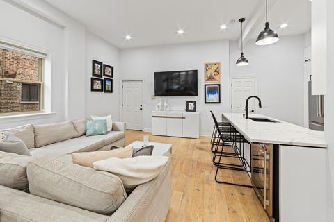 Tiny photo for 1540 N CLAREMONT Avenue #1W, Chicago, IL 60622 (MLS # 12427690)