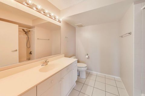 Tiny photo for 1720 Maple Avenue #1360, Evanston, IL 60201 (MLS # 12461311)