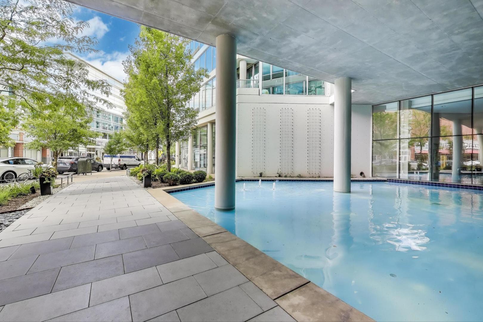 1720 Maple Avenue 1360