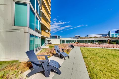 Tiny photo for 1720 Maple Avenue #1360, Evanston, IL 60201 (MLS # 12461311)