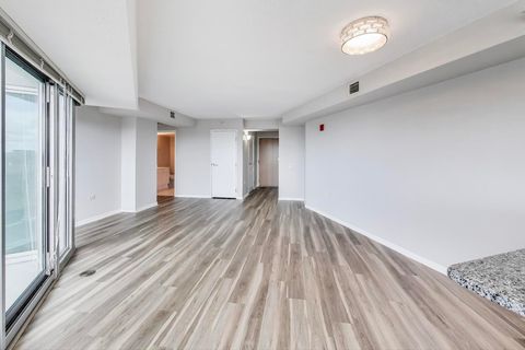 Tiny photo for 1720 Maple Avenue #1360, Evanston, IL 60201 (MLS # 12461311)