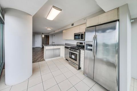 Tiny photo for 1720 Maple Avenue #1360, Evanston, IL 60201 (MLS # 12461311)