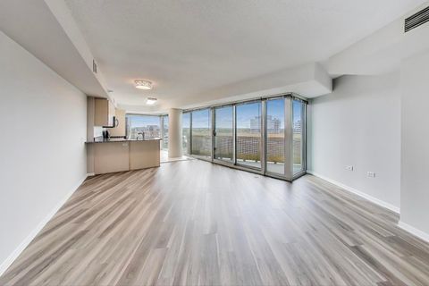 Tiny photo for 1720 Maple Avenue #1360, Evanston, IL 60201 (MLS # 12461311)