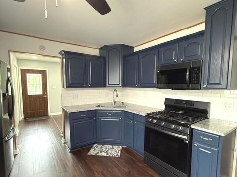 Tiny photo for 11529 S Laramie Avenue, Alsip, IL 60803 (MLS # 12670546)