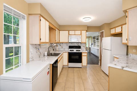 Tiny photo for 4440 Castlebar Lane, Hanover Park, IL 60133 (MLS # 12705526)