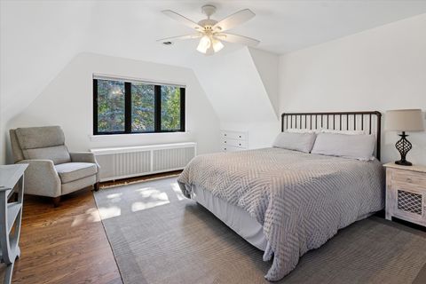 Tiny photo for 6612 N Ramona Avenue, Lincolnwood, IL 60712 (MLS # 12473398)