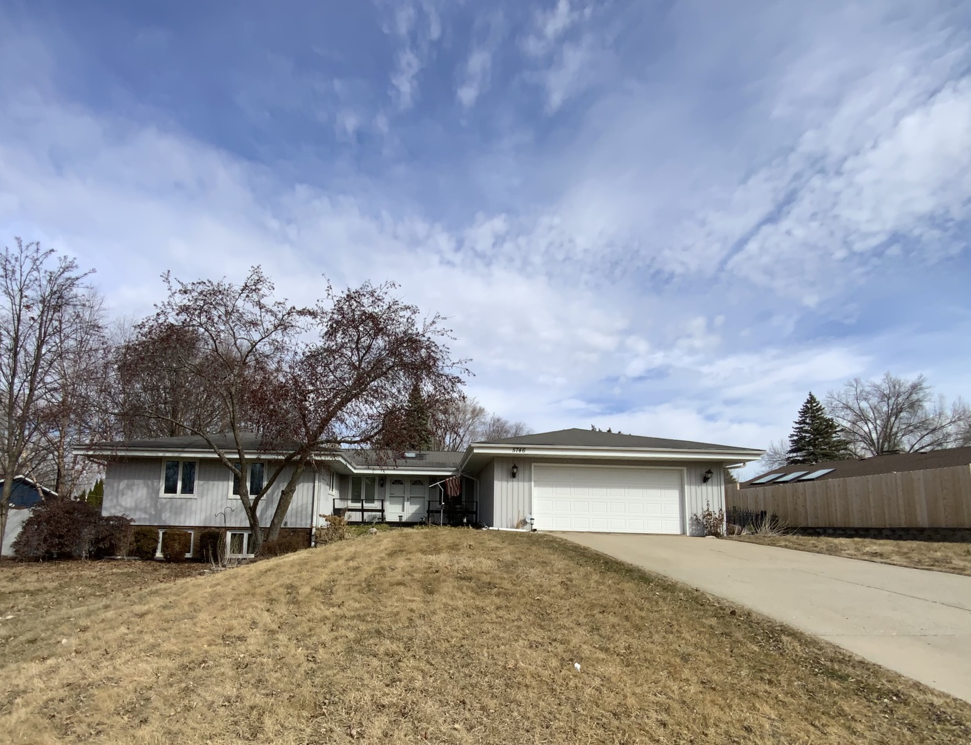 5746 BERWICK Place