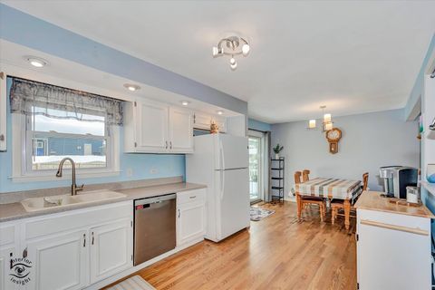 Tiny photo for 14785 Highland Avenue, Orland Park, IL 60462 (MLS # 12529986)