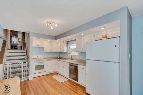 Tiny photo for 14785 Highland Avenue, Orland Park, IL 60462 (MLS # 12529986)