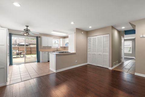 Tiny photo for 20721 S Frankfort Square Road, Frankfort, IL 60423 (MLS # 12475887)