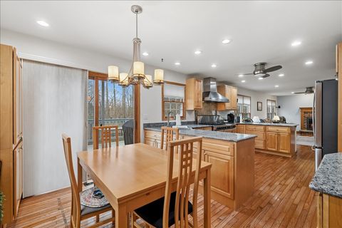 Tiny photo for 602 Birch Lane, Fox River Grove, IL 60021 (MLS # 12603918)