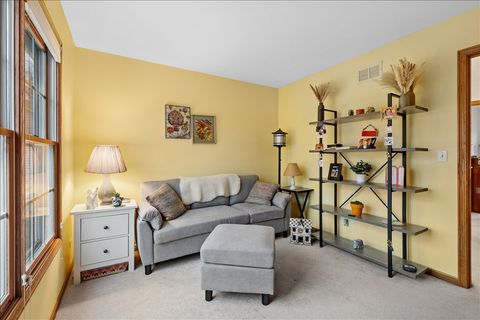 Tiny photo for 602 Birch Lane, Fox River Grove, IL 60021 (MLS # 12603918)