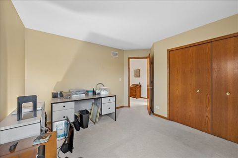 Tiny photo for 602 Birch Lane, Fox River Grove, IL 60021 (MLS # 12603918)