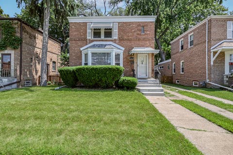 Photo of 9121 S Utica Avenue, Evergreen Park, IL 60805 (MLS # 12702830)