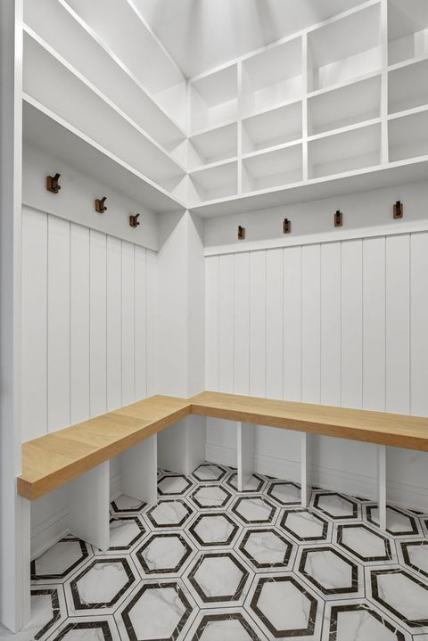 Tiny photo for 1100 Lois Avenue, Park Ridge, IL 60068 (MLS # 12612160)