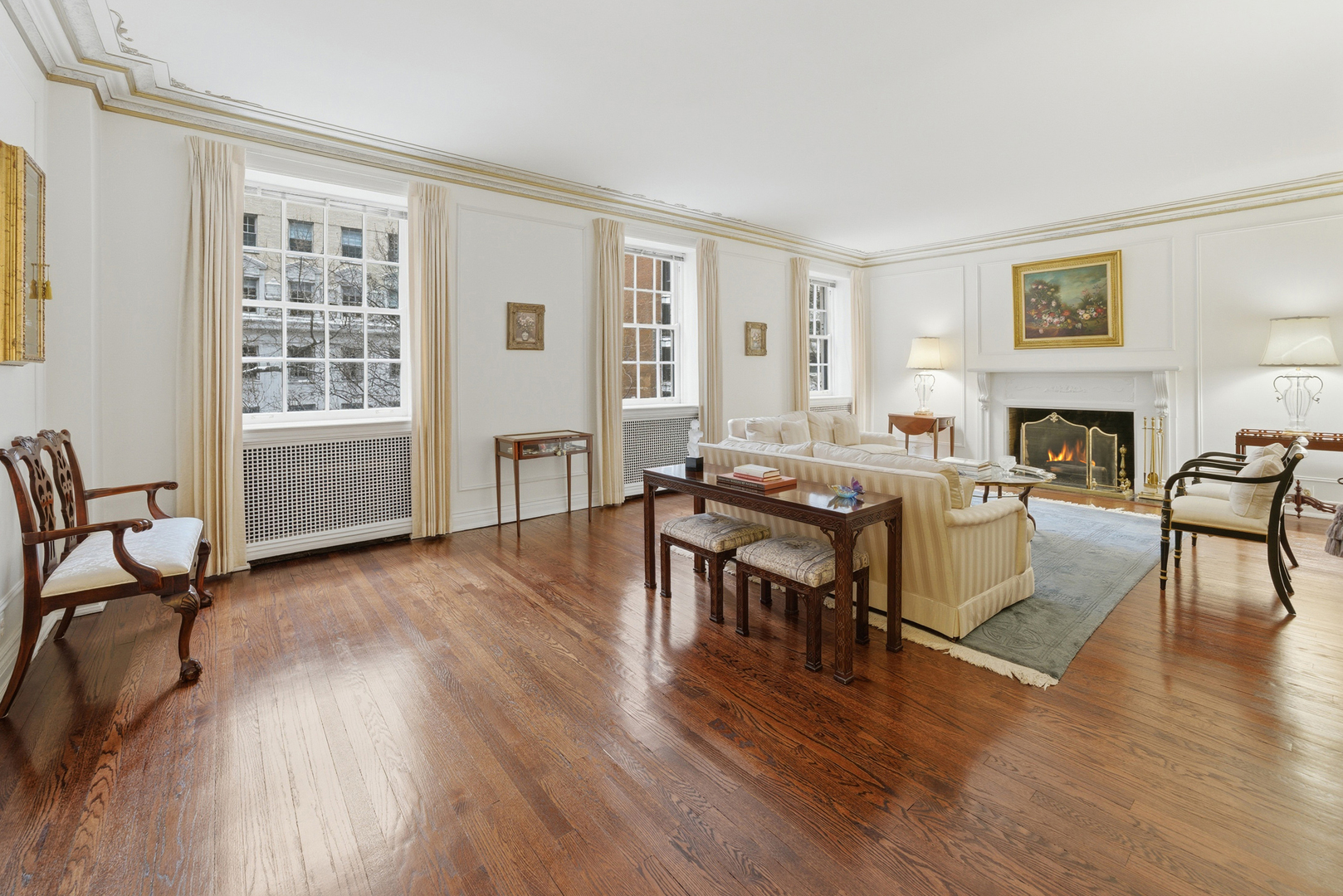 232 E Walton Place 3E