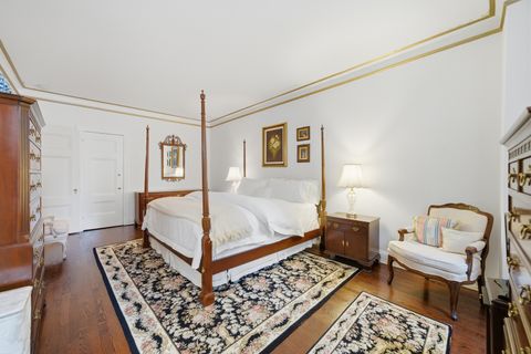 Tiny photo for 232 E Walton Place #3E, Chicago, IL 60611 (MLS # 12559408)