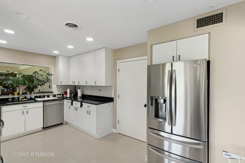 Tiny photo for 2960 Willow Road, Northbrook, IL 60062 (MLS # 12376145)
