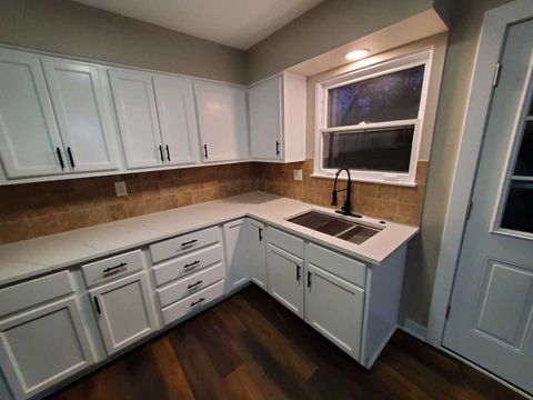 Tiny photo for 1048 Belle Plaine Avenue, Gurnee, IL 60031 (MLS # 12638153)