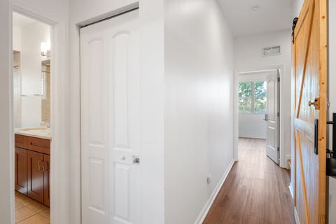 Tiny photo for 338 E 25th Place, Chicago, IL 60616 (MLS # 12685056)