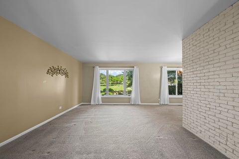 Tiny photo for 190 S Circle Avenue, Bloomingdale, IL 60108 (MLS # 12687065)