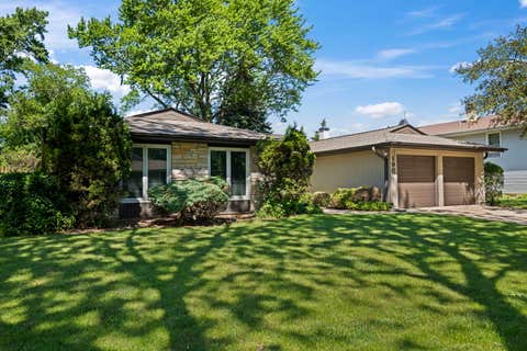 Tiny photo for 190 S Circle Avenue, Bloomingdale, IL 60108 (MLS # 12687065)