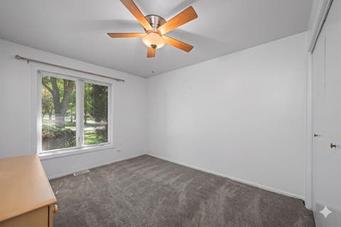 Tiny photo for 190 S Circle Avenue, Bloomingdale, IL 60108 (MLS # 12687065)