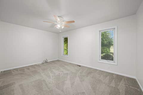 Tiny photo for 190 S Circle Avenue, Bloomingdale, IL 60108 (MLS # 12687065)