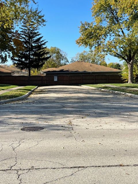 1099 Gael Drive Joliet IL 60435